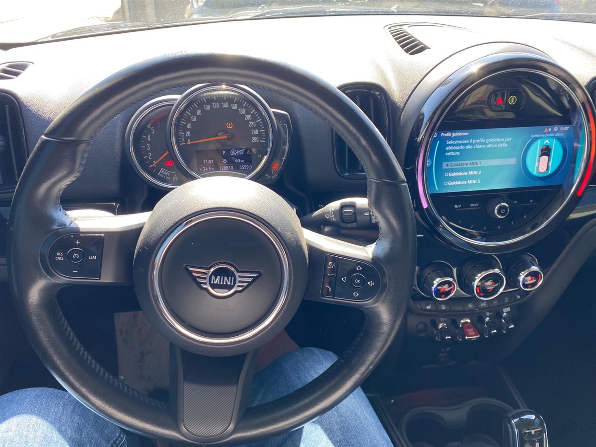 MINI ONE D COUNTRYMAN 1.5 - 4